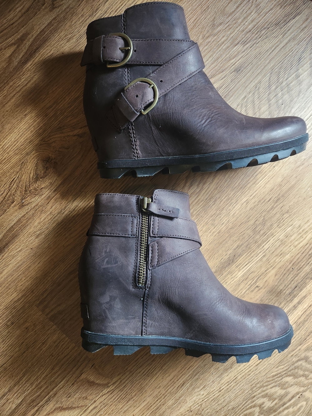 SOREL Women's Brown Ankle Wedge Boot (Size 9.5)